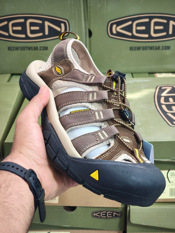 صندل مردانه کین KEEN ساخت کامبوج مدل Newport H2 – مناسب طبیعتگردی و استفاده روزمره/سایز 40 الی 45