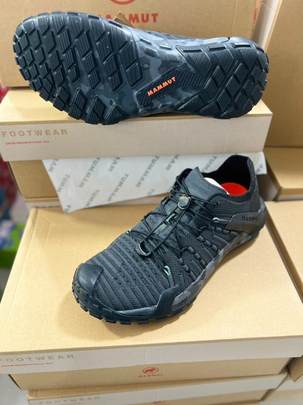 کتونی ماموت مردانه مدل Hueco Knit II Low – سبک، تنفسپذیر و مخصوص طبیعتگردی شهری