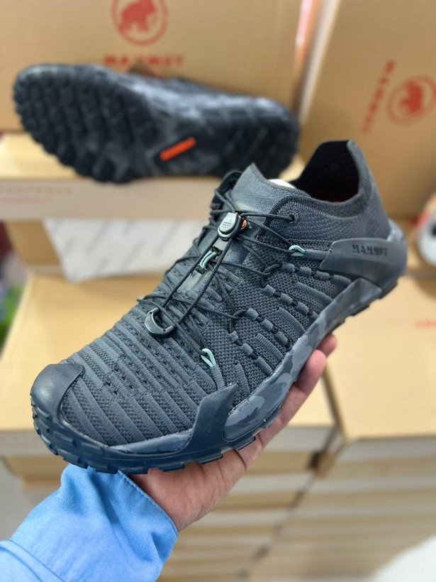 کتونی ماموت مردانه مدل Hueco Knit II Low – سبک، تنفسپذیر و مخصوص طبیعتگردی شهری