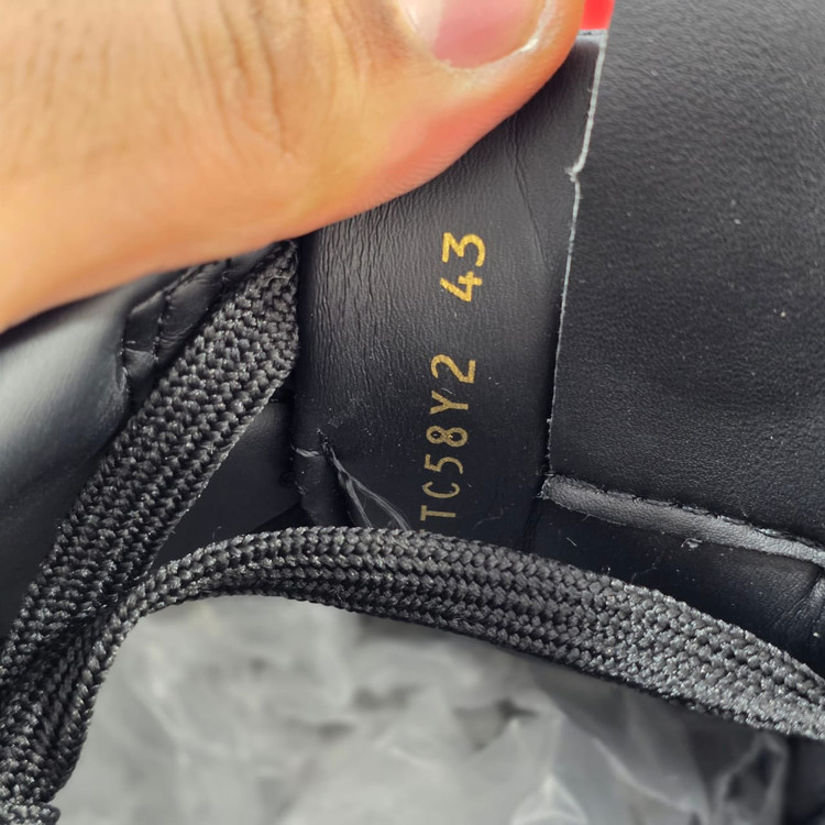 کتونی مردانه ایتالیایی ولنتینو گاراوانی مدل VLTN رنگ مشکی/سایز ۴۰ الی ۴۵