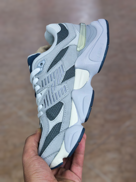 کتونی نیوبالانس 9060 ویتنامی وارداتی/سایز38,39,40,41,42,43,44,45/Newbalance 9060