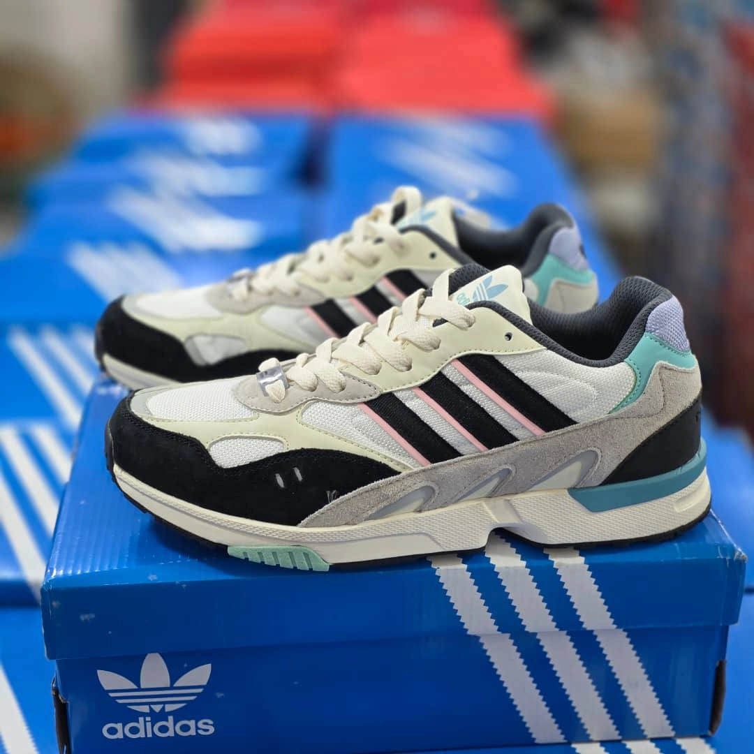 کتونی ادیداس تورشن سوپر ویتنامی/سایز ۴۰ الی ۴۵ / رنگ بندی زیبا/Adidas Torsion Super