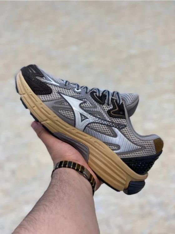 کتونی میزانو ویو بتا ویتنامی وارداتی/Mizuno Wave Rider Beta/سایز 40 الی 45/ فروش عمده و تک