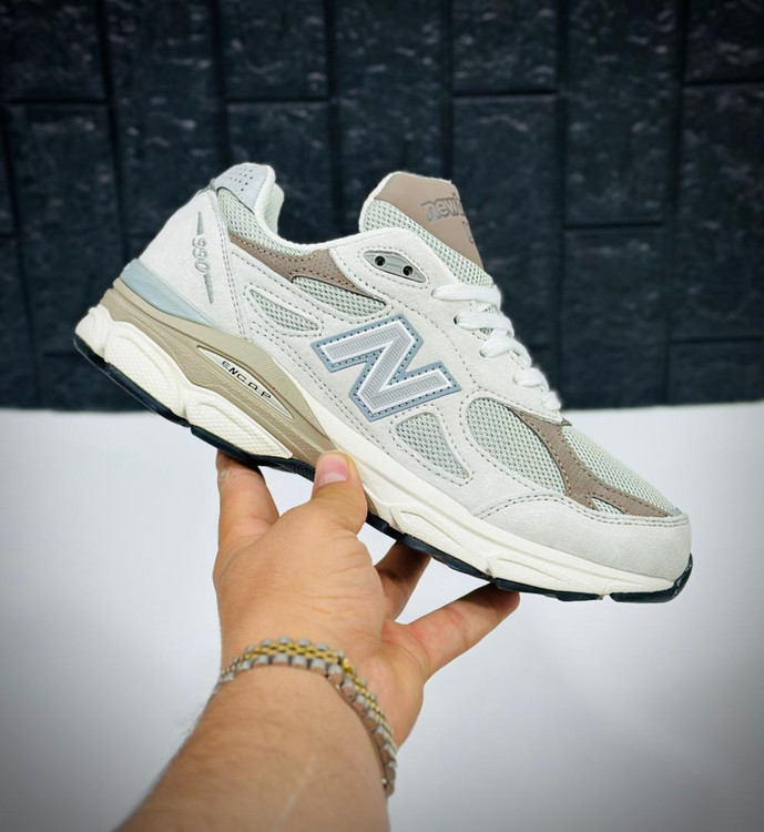 کتونی نیوبالانس 990v5 ویتنامی وارداتی/Newbalance 990v5/سایز 36 الی 40/فروش عمده و تک