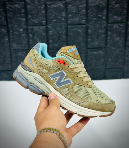 کتونی نیوبالانس 990v5 ویتنامی وارداتی/Newbalance 990v5/سایز 36 الی 40/فروش عمده و تک