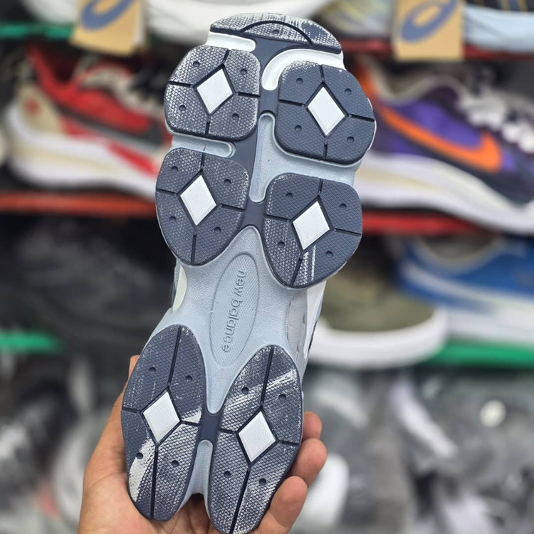 کتونی نیوبالانس 9060 ویتنامی وارداتی/Newbalance 9060/سایز40 الی 45/فروش عمده و تک