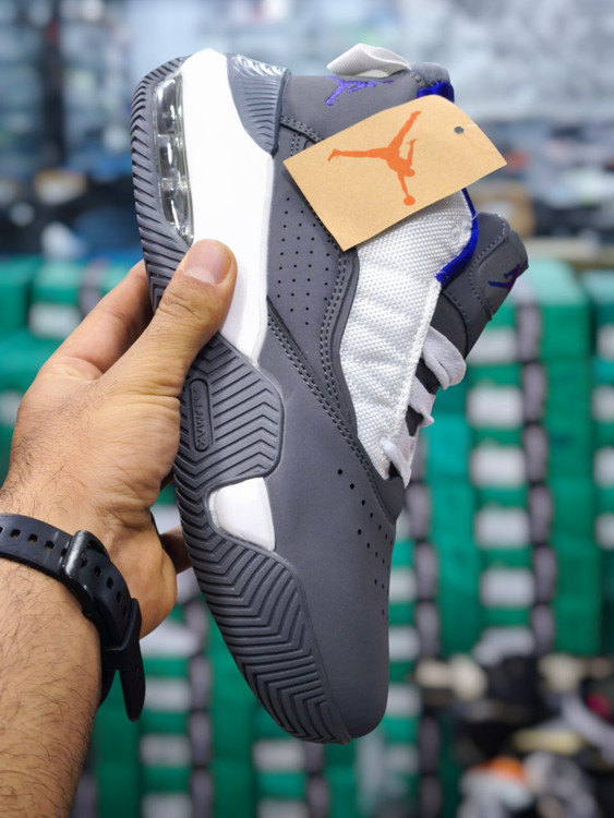 کتونی نایکی ویتنامی ایر جردن Stay Loyal | ترکیب استایل بسکتبالی و راحتی روزمره | سایز 37 الی 40 | فروش تک و عمده