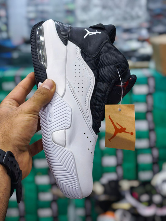 کتونی نایکی ویتنامی ایر جردن Stay Loyal | ترکیب استایل بسکتبالی و راحتی روزمره | سایز 37 الی 40 | فروش تک و عمده