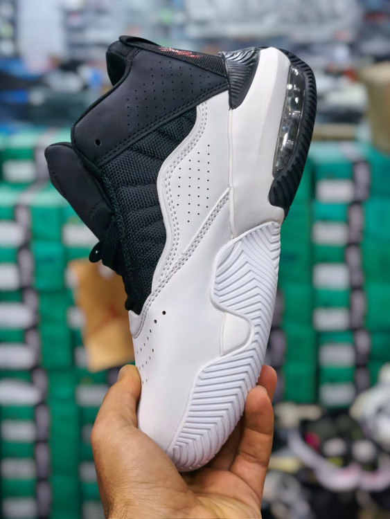 کتونی نایکی ویتنامی ایر جردن Stay Loyal | ترکیب استایل بسکتبالی و راحتی روزمره | سایز 37 الی 40 | فروش تک و عمده