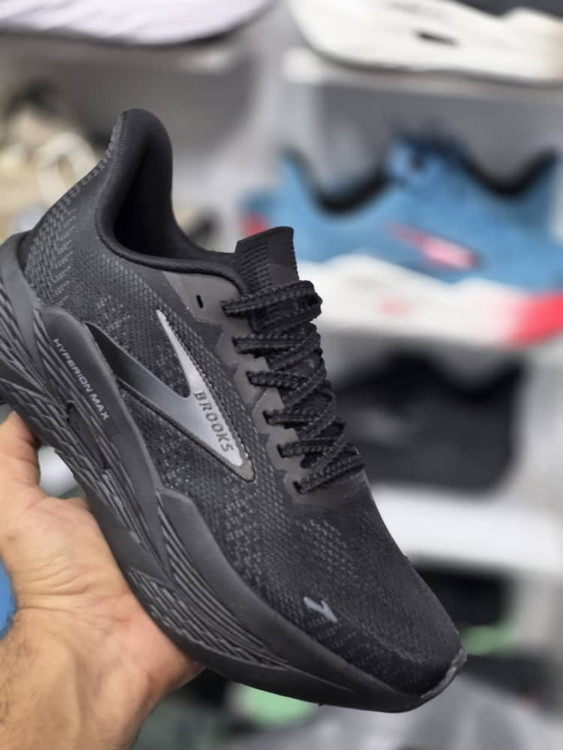 کتونی بروکس هایپریون مکس ویتنامی وارداتی/Brooks Hyperion Max/سایز 40 الی 45/فروش عمده و تک