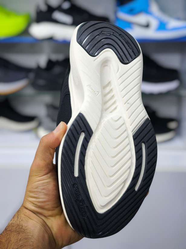 کتونی اسکیچرز ویتنامی/سایز 40 الی 45/فروش تکی و عمده/Skechers Go Walk