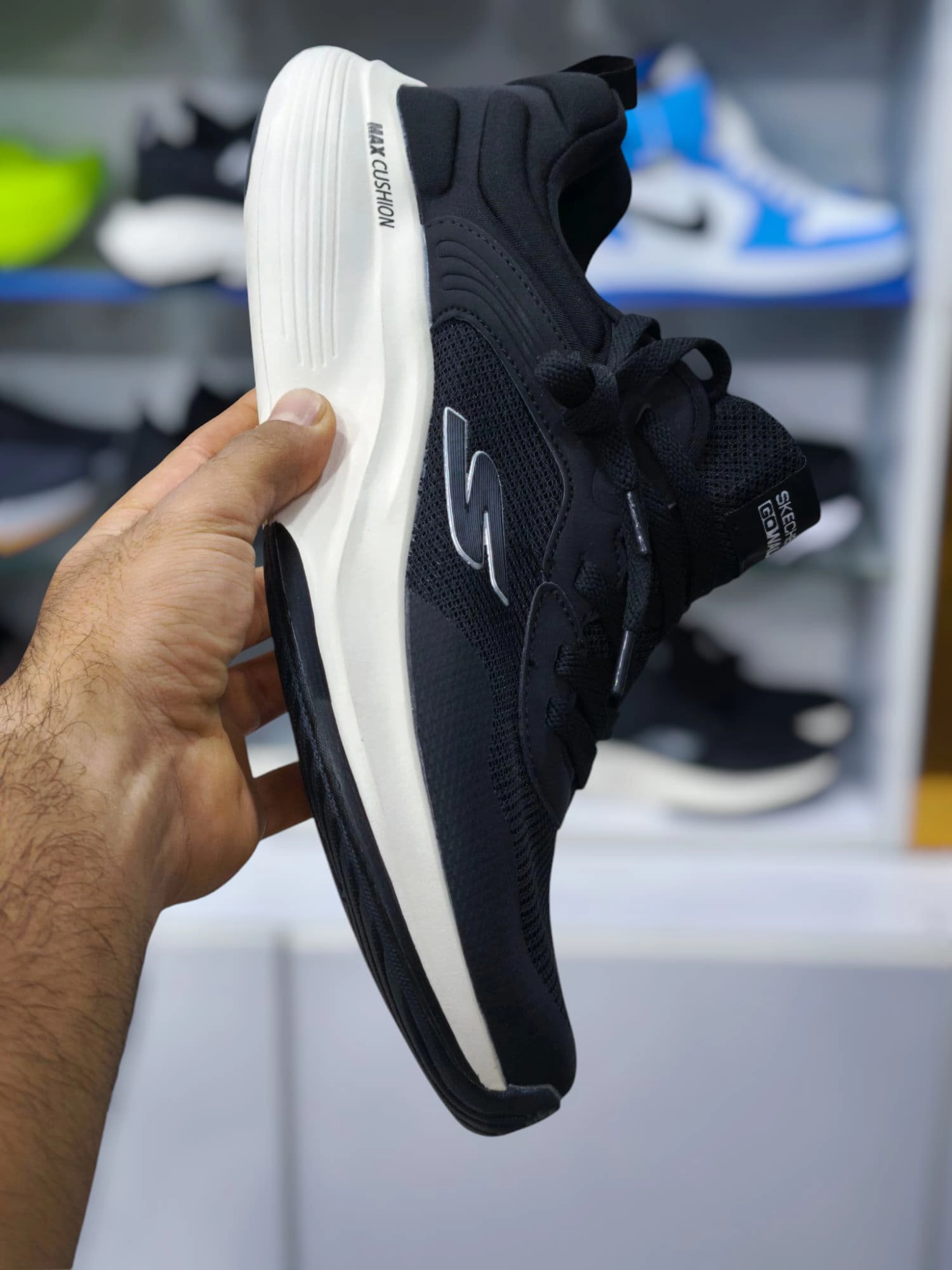کتونی اسکیچرز ویتنامی/سایز 40 الی 45/فروش تکی و عمده/Skechers Go Walk