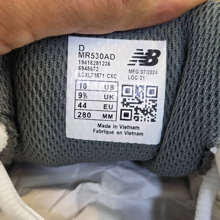 کتونی نیوبالانس 530 ویتنامی وارداتی/Newbalance 530/سایز 37 الی 45/فروش عمده و تک
