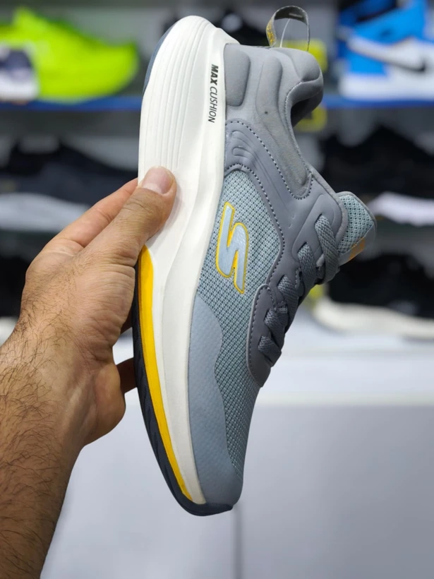 کتونی اسکیچرز ویتنامی/Skechers Max Cushioning/سایز:36 الی 40/ فروش عمده و تک