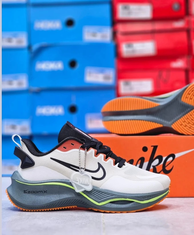 کتونی نایک زوم ایکس ویتنامی وارداتی/Nike Air Zoom X/سایز 40 تا 45/فروش عمده و تک