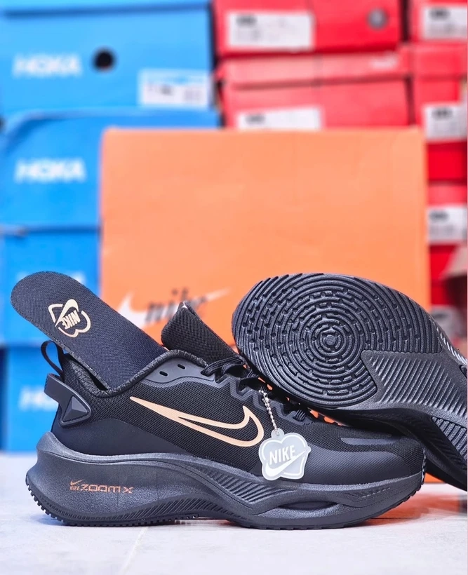 کتونی نایک زوم ایکس ویتنامی وارداتی/Nike Air Zoom X/سایز 40 تا 45/فروش عمده و تک