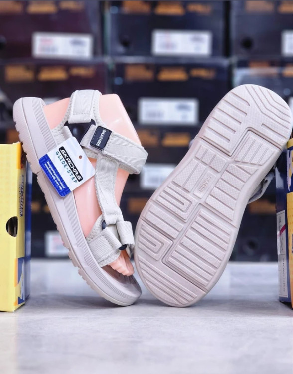 صندل اسکیچرز ویتنامی وارداتی/Skechers Sandals/سایز:38 الی 45/ فروش عمده و تک