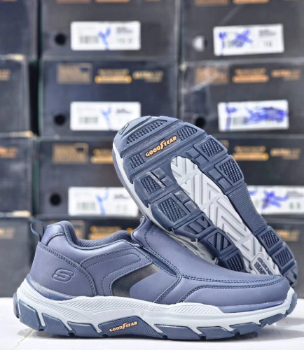 کفش طبی و ضدآب اسکیچرز ویتنامی وارداتی/سایز 40 الی 45/Skechers Max Cushioning Terminus