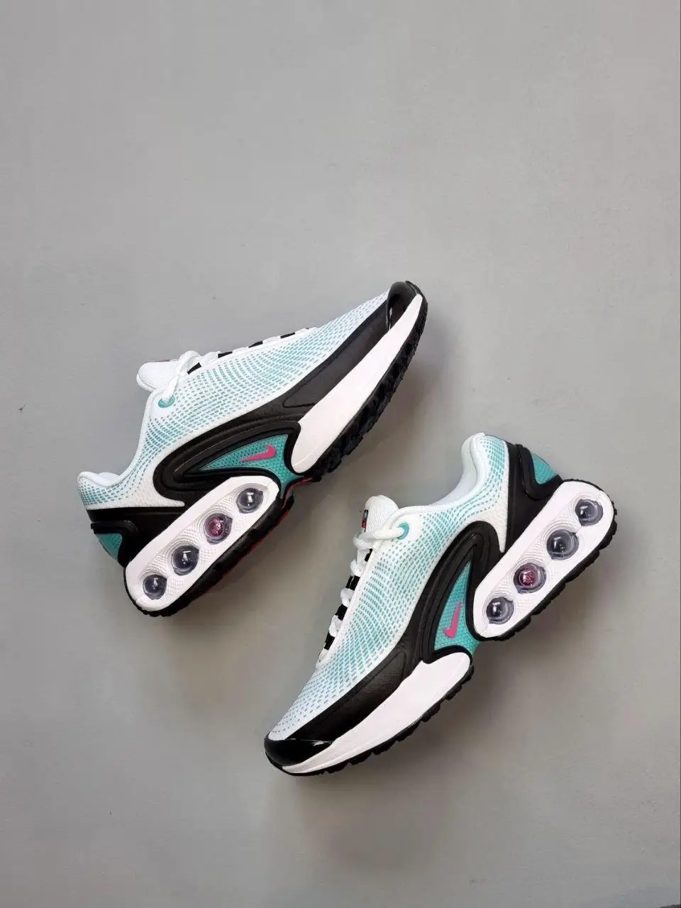 کتونی  نایک ایر مکس دی ان ویتنامی وارداتی/ Nike Air Max DN/سایز 40 الی 45/فروش عمده و تک