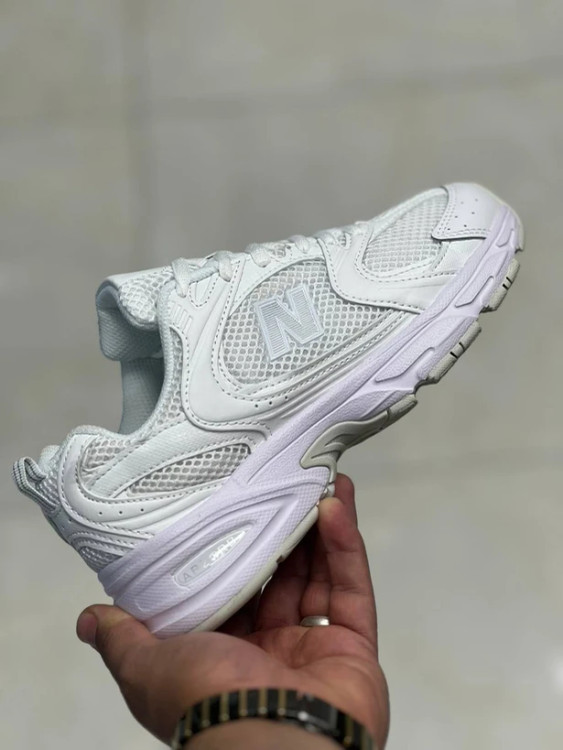 کتونی نیوبالانس 530 ویتنامی وارداتی/Newbalance 530/سایز 37 الی 40/فروش عمده و تک