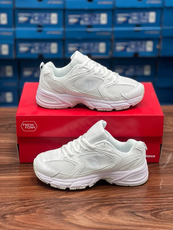 کتونی نیوبالانس 530 ویتنامی وارداتی/Newbalance 530/سایز 37 الی 40/فروش عمده و تک