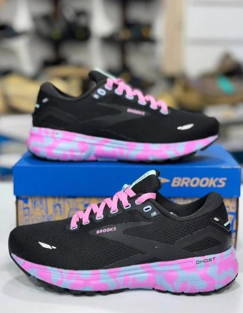 کتونی بروکس گاست 15ویتنامی وارداتی/Brooks Ghost 15/سایز 36 الی 40/فروش عمده و تک