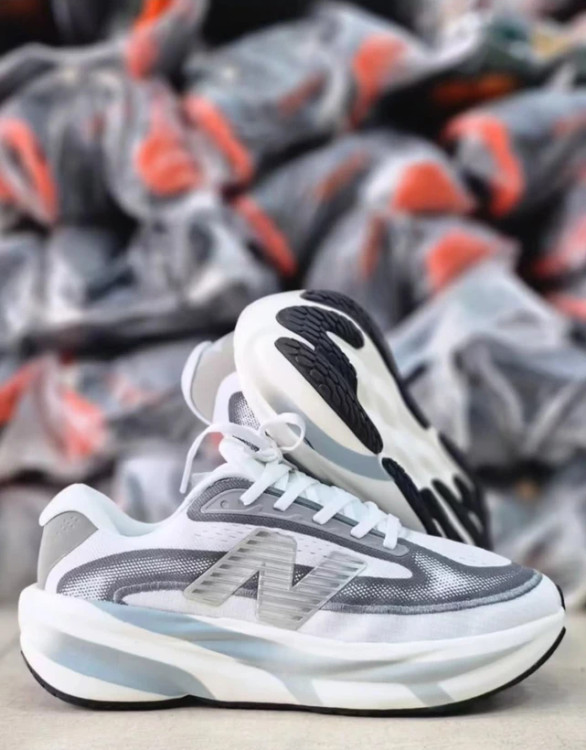 کتونی نیوبالانس فرش فوم ویتنامی وارداتی/Newbalance Fresh Foam X Hierro V8/سایز40 الی 45/فروش عمده و تک