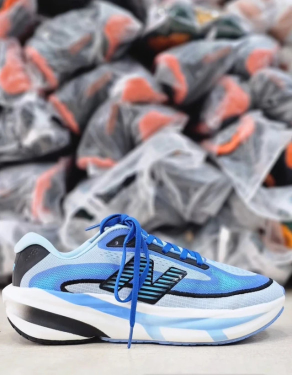 کتونی نیوبالانس فرش فوم ویتنامی وارداتی/Newbalance Fresh Foam X Hierro V8/سایز40 الی 45/فروش عمده و تک