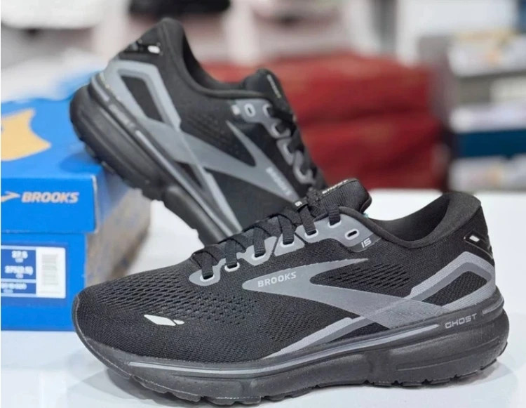 کتونی بروکس گاست 15ویتنامی وارداتی/Brooks Ghost 15/سایز 40 الی 45/فروش عمده و تک
