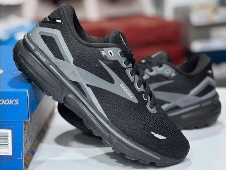 کتونی بروکس گاست 15ویتنامی وارداتی/Brooks Ghost 15/سایز 40 الی 45/فروش عمده و تک