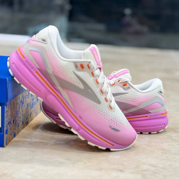 کتونی بروکس گاست 15ویتنامی وارداتی/Brooks Ghost 15/سایز 36 الی 40/فروش عمده و تک