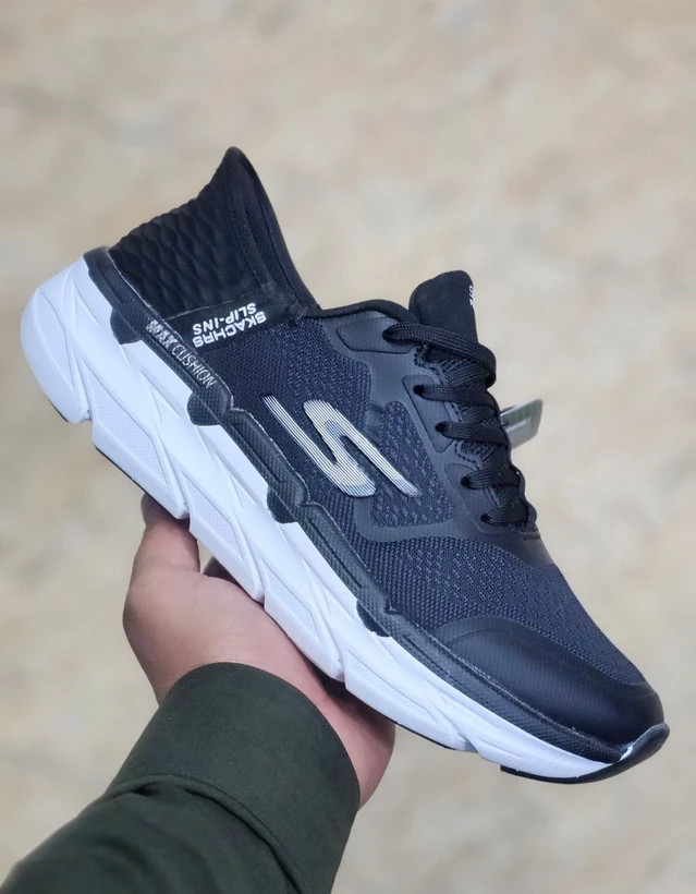 کفش طبی اسکیچرز ویتنامی وارداتی/سایز 40 الی 45/Skechers Max Cushion