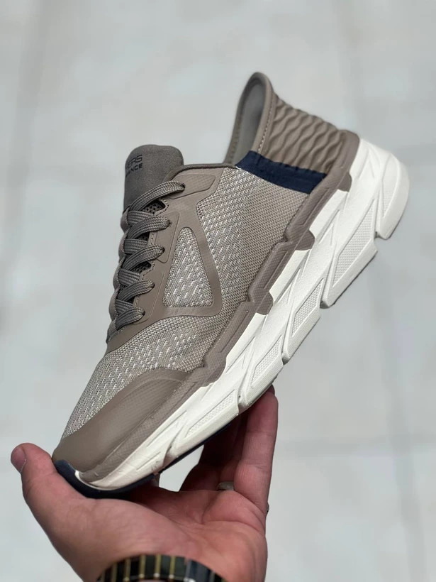 کفش طبی اسکیچرز ویتنامی وارداتی/سایز 40 الی 45/Skechers Max Cushioning Premier