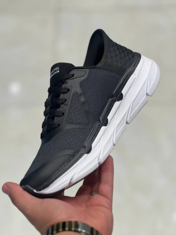 کفش طبی اسکیچرز ویتنامی وارداتی/سایز 40 الی 45/Skechers Max Cushioning Premier