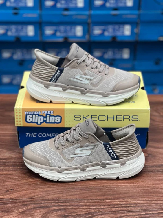 کفش طبی اسکیچرز ویتنامی وارداتی/سایز 40 الی 45/Skechers Max Cushioning Premier