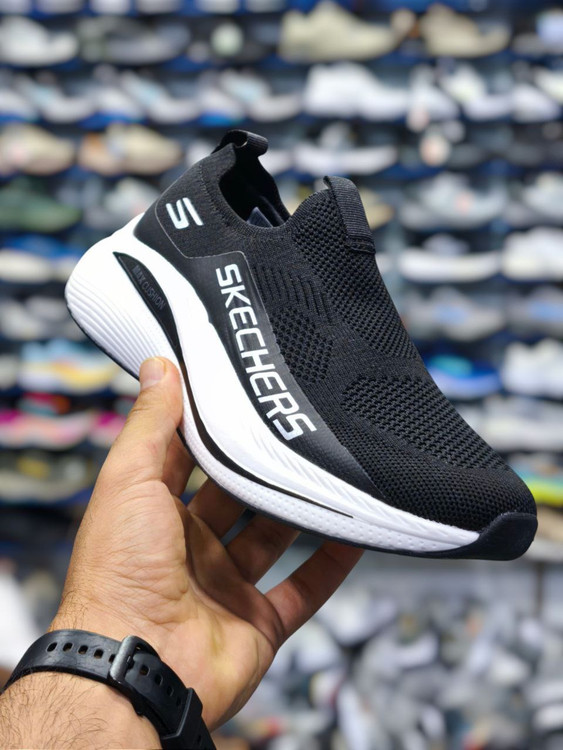 کتانی زنانه اسکیچرز مدل Max Cushion | سایز 37 الی 40