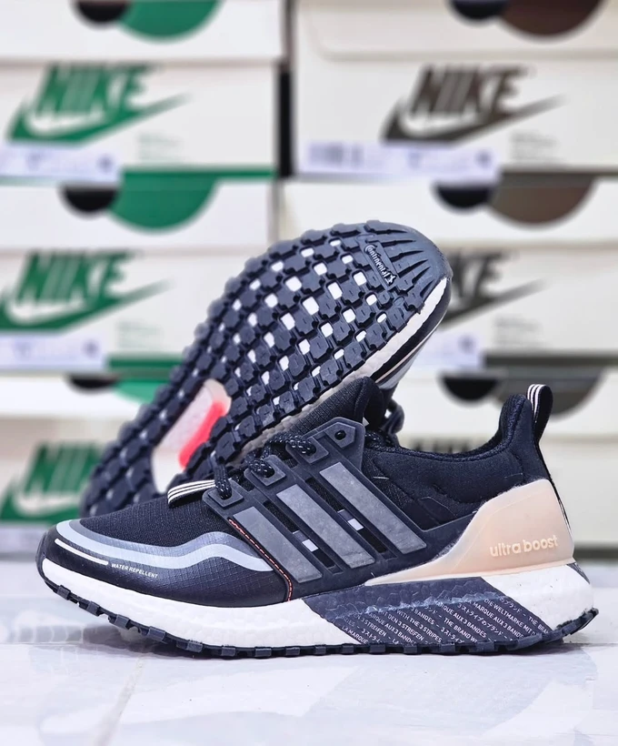 کتونی ادیداس اولترا بوست ویتنامی/Adidas Ultraboost All Terrain/سایز 36 الی 40/ فروش عمده و تک