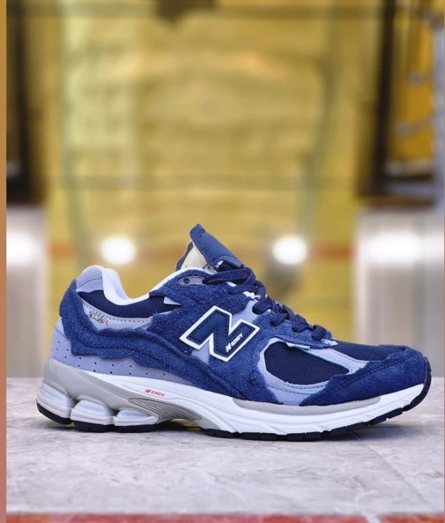 کتونی نیوبالانس 2002R ویتنامی وارداتی/سایز 40 الی 45/Newbalance 2002R /فروش عمده و تک