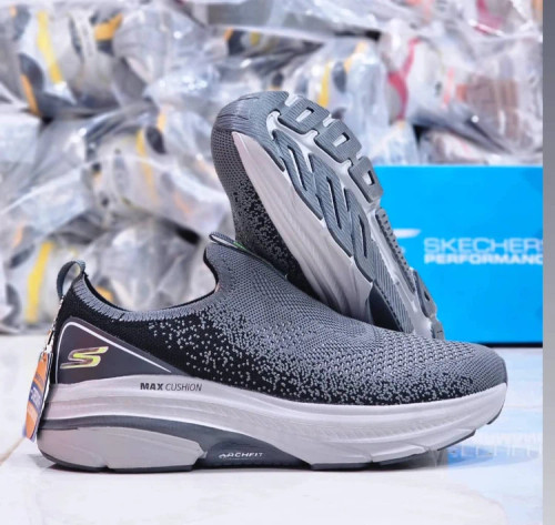 کفش طبی اسکیچرز ویتنامی وارداتی/سایز 40 الی 45/Skechers Max Cushion
