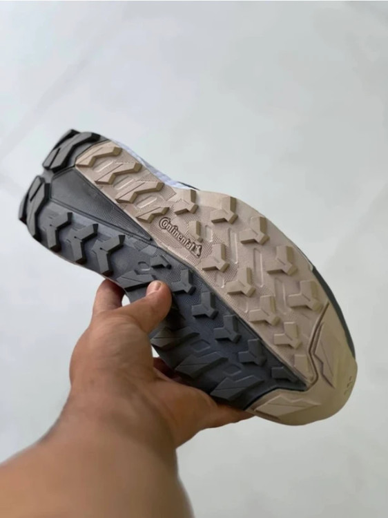 کتونی آدیداس ترکس ویتنامی وارداتی/سایز 40 الی 45/Adidas Terrex Free Hiker/ فروش عمده و تک