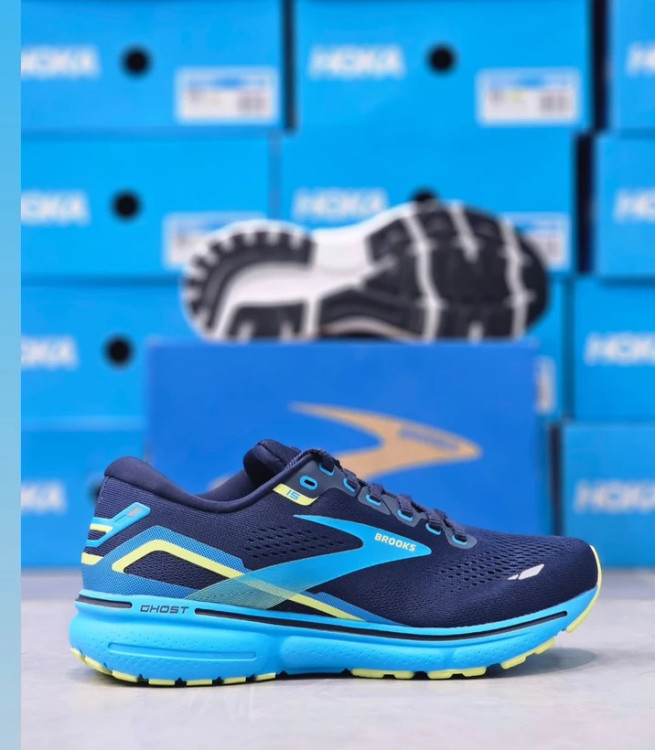 کتونی بروکس گاست 15ویتنامی وارداتی/Brooks Ghost 15/سایز 40 الی 45/فروش عمده و تک