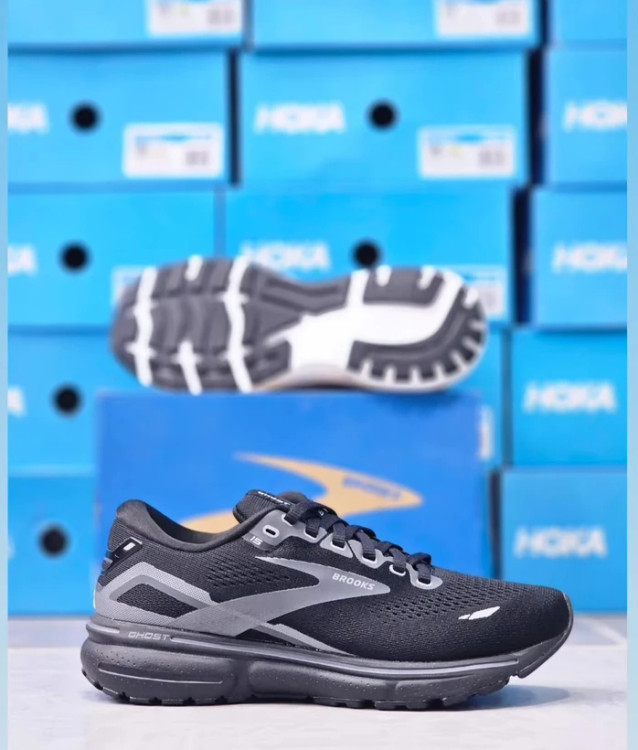 کتونی بروکس گاست 15ویتنامی وارداتی/Brooks Ghost 15/سایز 40 الی 45/فروش عمده و تک