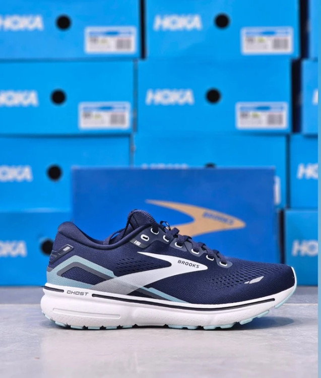 کتونی بروکس گاست 15ویتنامی وارداتی/Brooks Ghost 15/سایز 40 الی 45/فروش عمده و تک