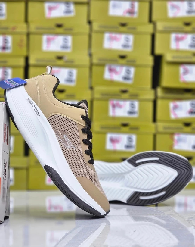 کفش طبی اسکیچرز ویتنامی وارداتی/سایز 40 الی 45/Skechers Max Cushion/ فروش عمده و تک