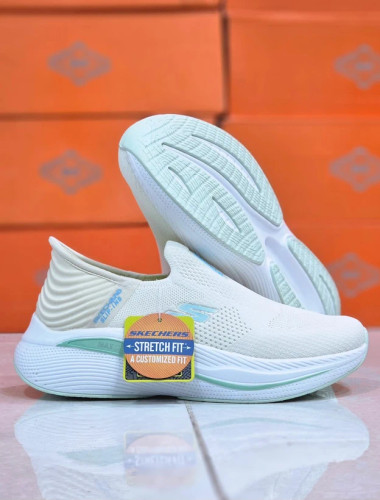 کفش طبی اسکیچرز اسلیپ اومو ویتنامی وارداتی/سایز 37 الی 40/Skechers Slip-ins Uomo/ فروش عمده و تک