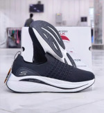 کفش طبی اسکیچرز ویتنامی وارداتی/سایز 37 الی 40/Skechers Max Cushion/ فروش عمده و تک