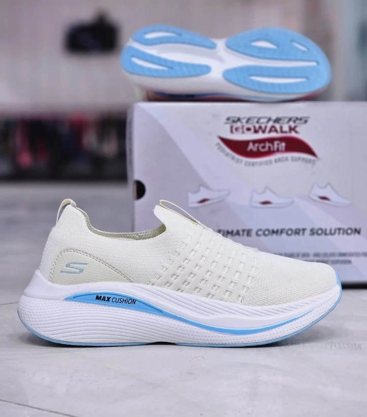 کفش طبی اسکیچرز ویتنامی وارداتی/سایز 37 الی 40/Skechers Max Cushion/ فروش عمده و تک