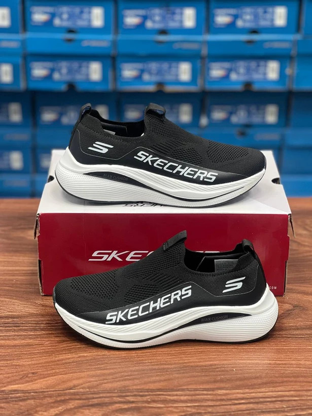 کفش طبی اسکیچرز ویتنامی وارداتی/سایز 37 الی 40/Skechers Go Walk Max Cushioning/ فروش عمده و تک