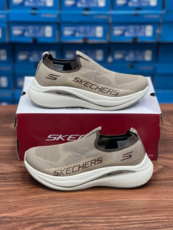 کفش طبی اسکیچرز ویتنامی وارداتی/سایز 37 الی 40/Skechers Go Walk Max Cushioning/ فروش عمده و تک