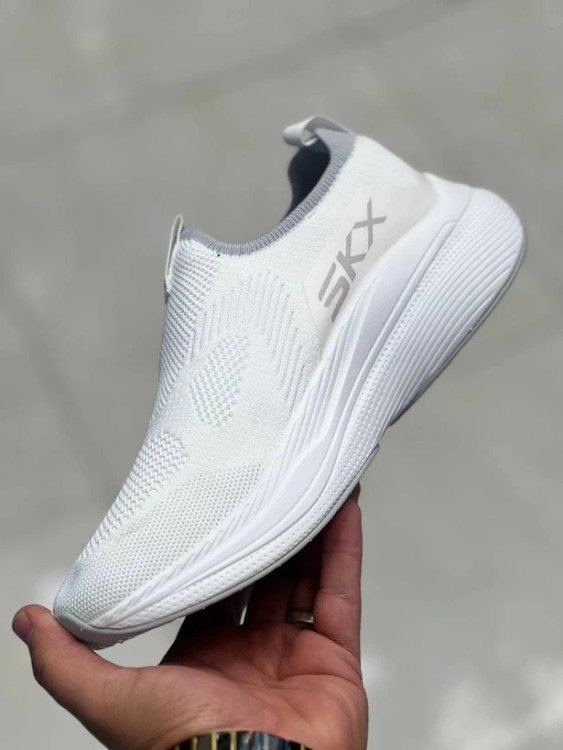 کفش طبی اسکیچرز ویتنامی وارداتی/سایز 37 الی 40/Skechers Go Walk Max Cushioning/ فروش عمده و تک